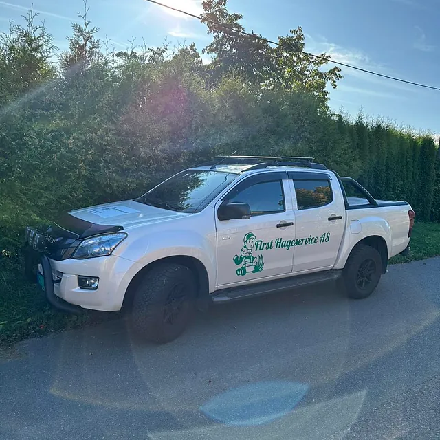 Hagearbeid utført av First Hageservice